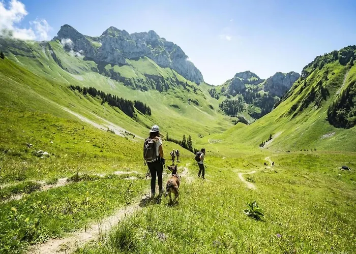 In With Stunning Mountain Views شقة *